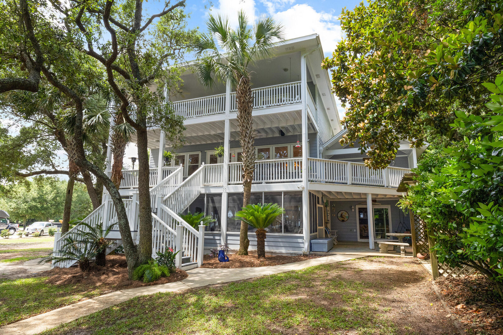Property Photo:  5393 Soundside Drive  FL 32563 