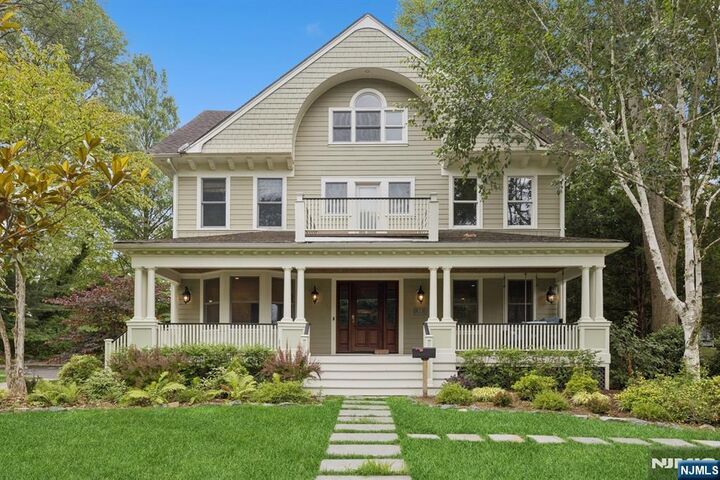 Property Photo:  24 Westervelt Avenue  NJ 07670 