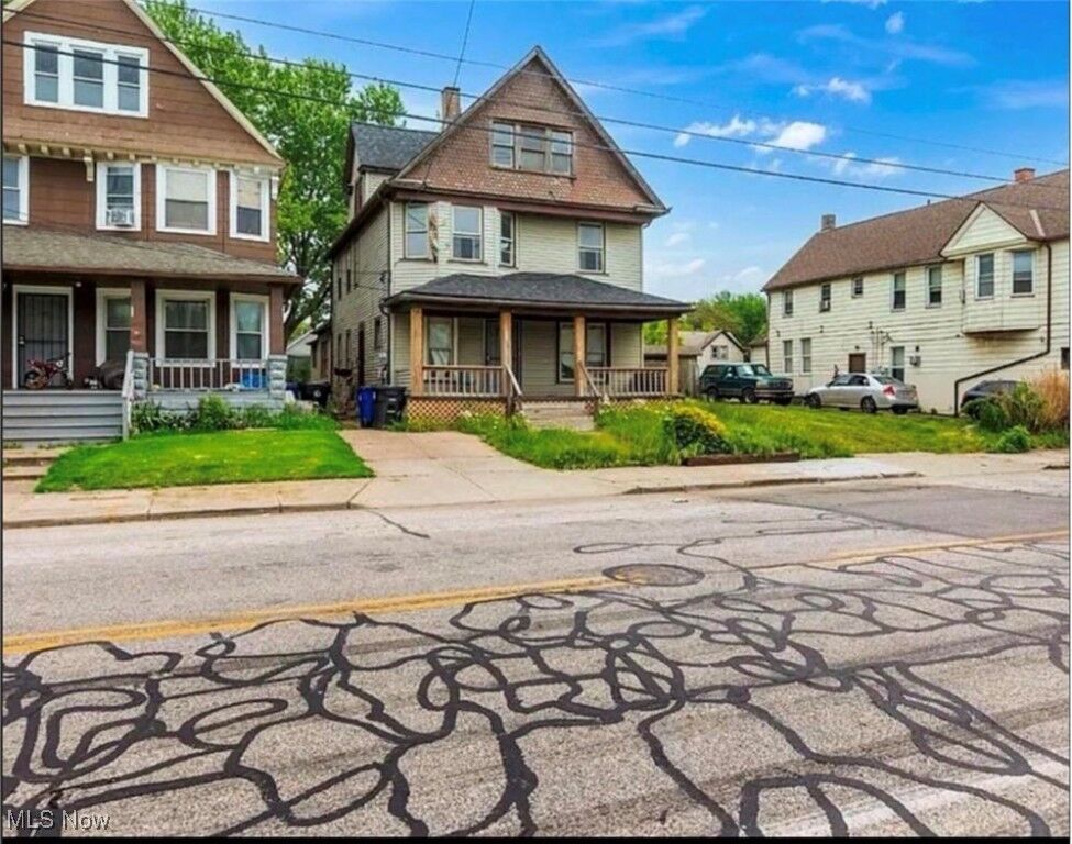 Property Photo: 3635 E 49th Street Up OH 44105