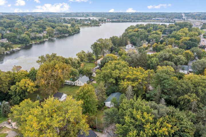 Property Photo:  662 Gentry Avenue N  MN 55128 