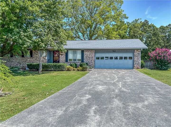 Property Photo: 2266 Cottonwood Road AR 72601