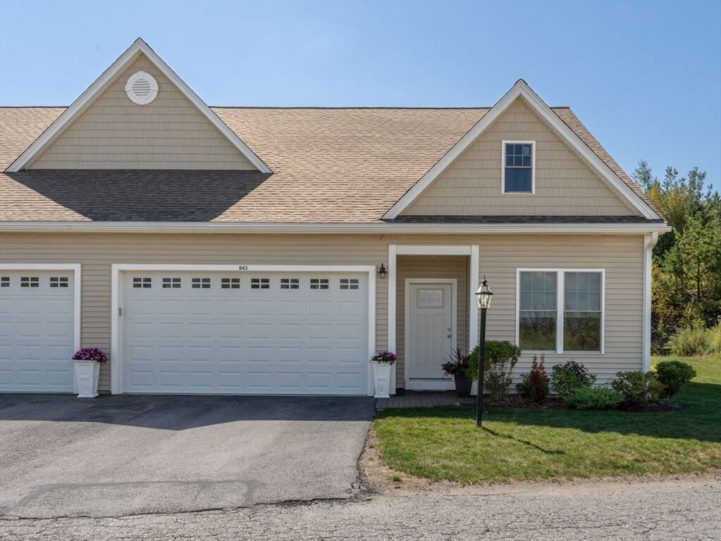 Property Photo: 843 Ledgewood Way 843 MA 01510