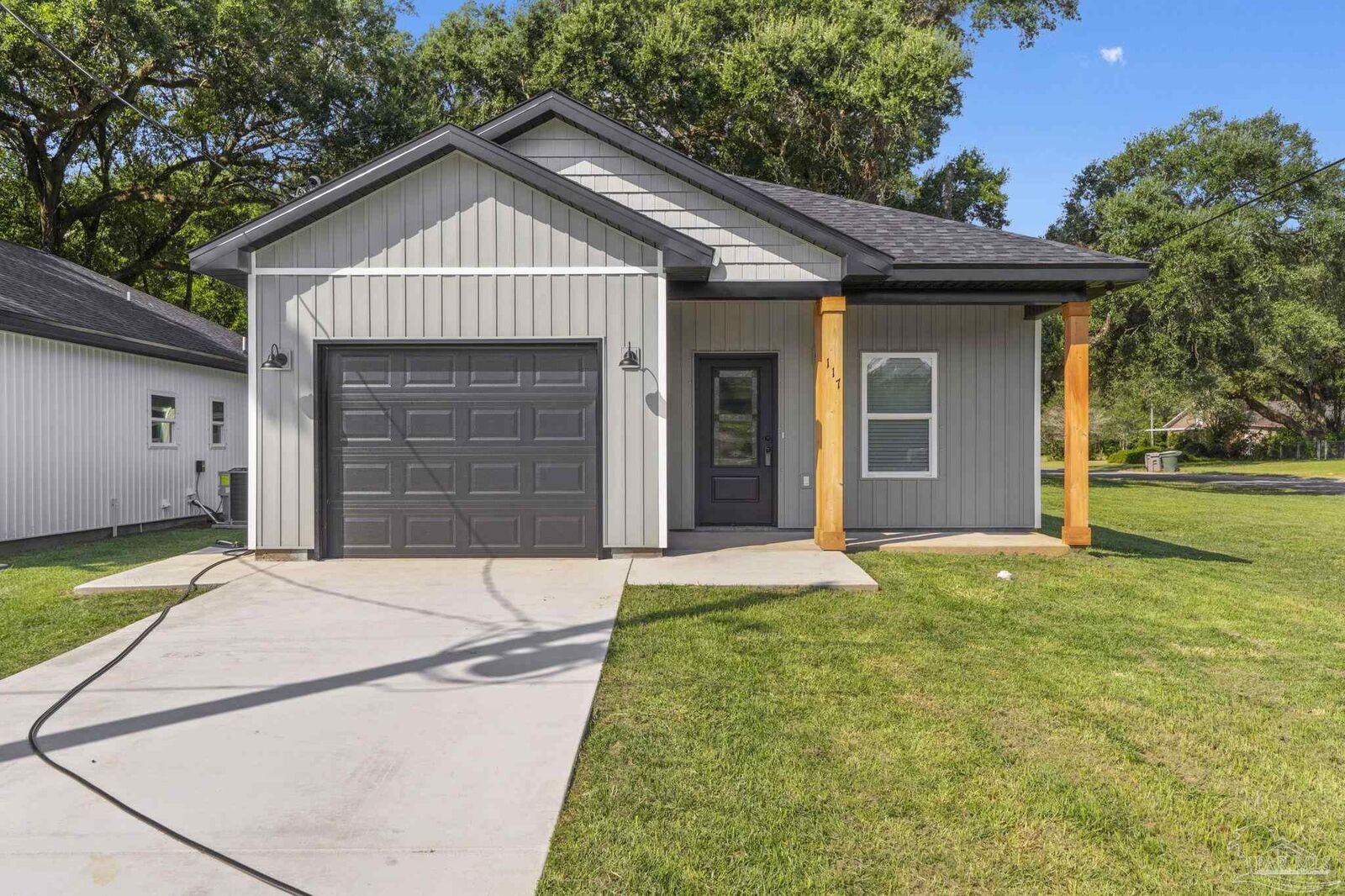 Property Photo:  117 Hansen Blvd  FL 32505 