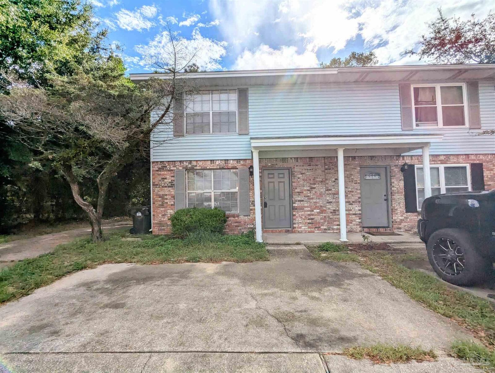 Property Photo: 6220 Lanier Dr FL 32504