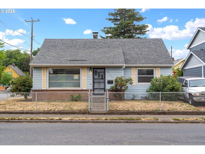 5732 SE Holgate Blvd  Portland OR 97206 photo