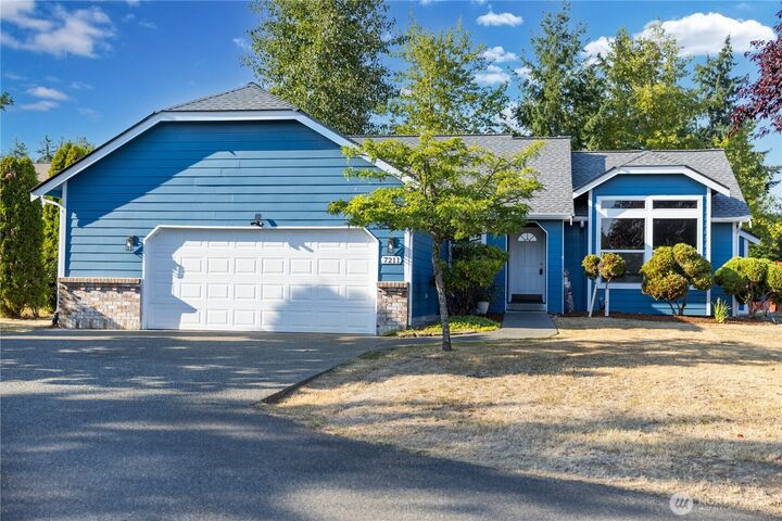 Property Photo: 7211 193rd Street E WA 98387