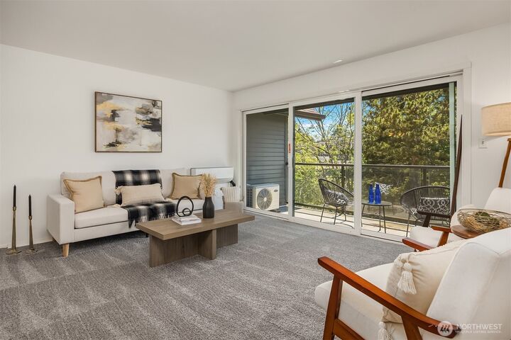Property Photo:  19428  Aurora Avenue N 427  WA 98133 
