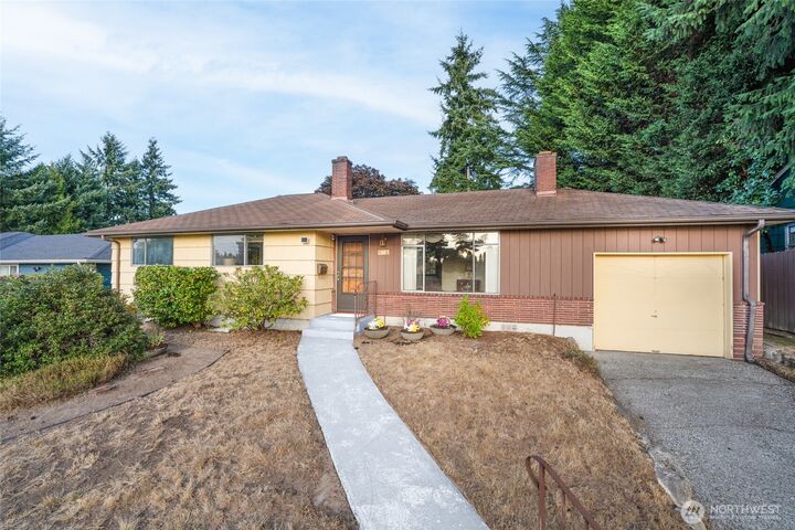 Property Photo:  9408  26th Avenue SW  WA 98106 