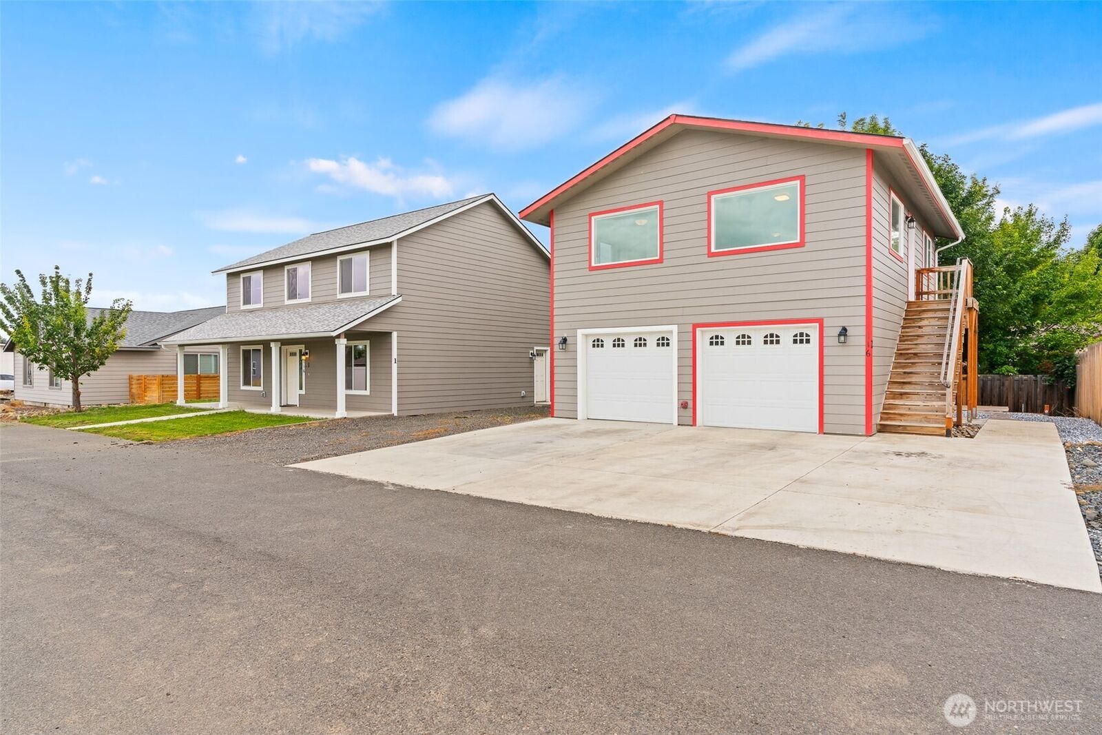 Property Photo:  116 E Bender Road 1 & 2  WA 98926 