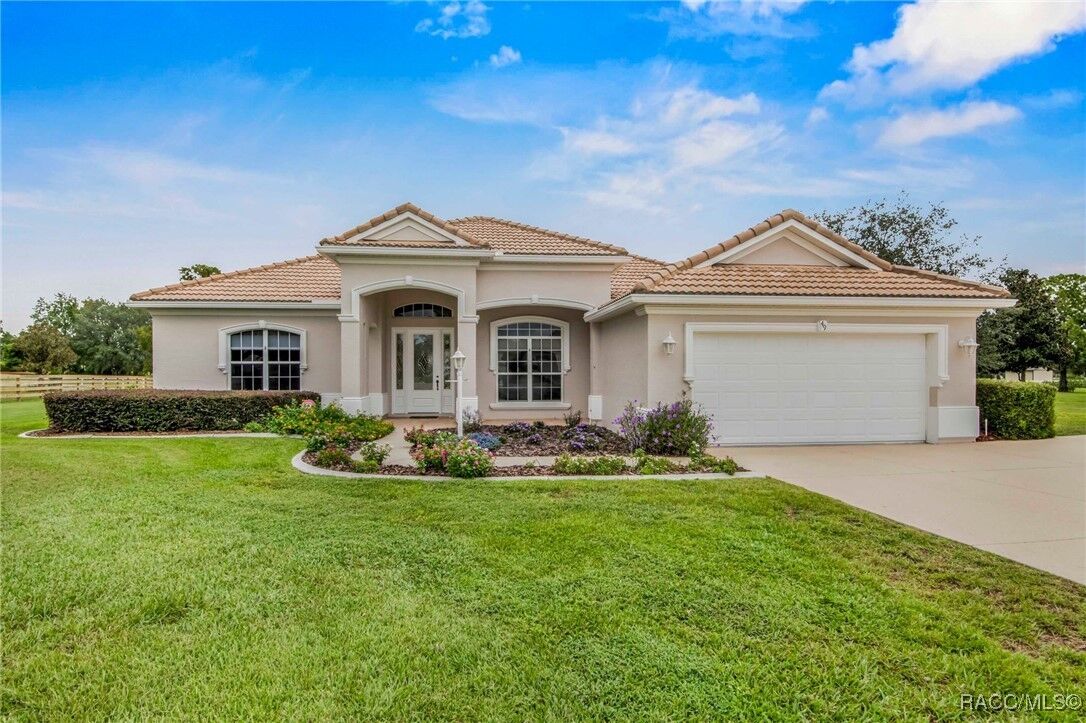 Property Photo: 49 S Secretariat Point FL 34453