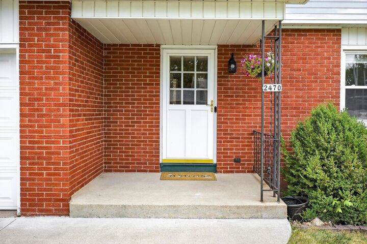 Property Photo:  2470 Arcadia Avenue  WI 54904-810 