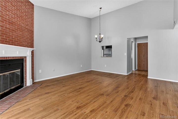 Property Photo: 534 E 7th Avenue 306 CO 80203
