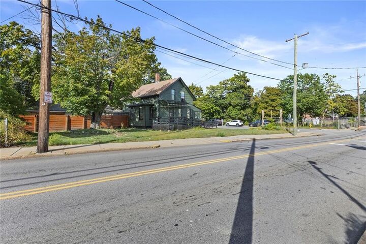 Property Photo:  533 Weeden Street  RI 02860 