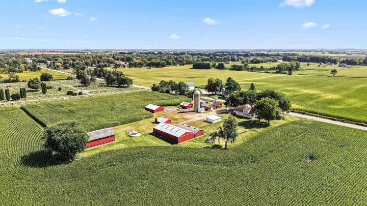 Property Photo:  W346 County Road P  WI 53956 
