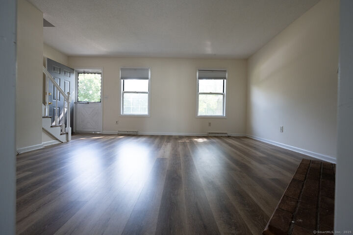 Property Photo:  183 Austin Ryer Lane 183  CT 06405 