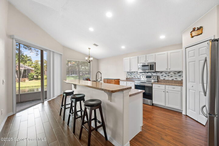 Property Photo: 195 Sedgewood Circle FL 32904