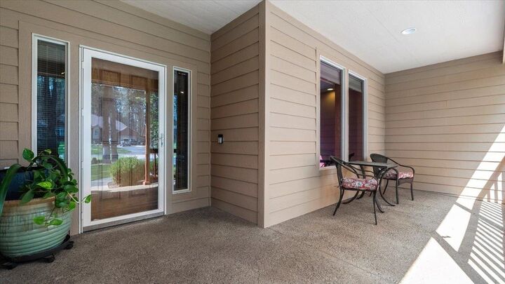 Property Photo: 18015 N Ranchette Rd WA 99005