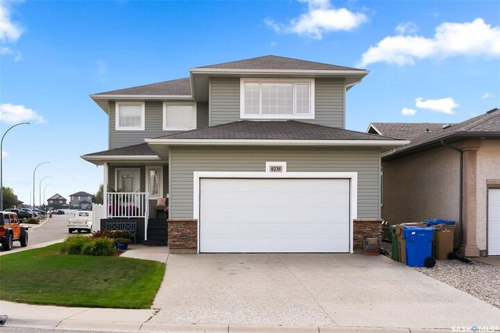 Property Photo:  8238 Fairways West Drive  SK S4Y 0A1 