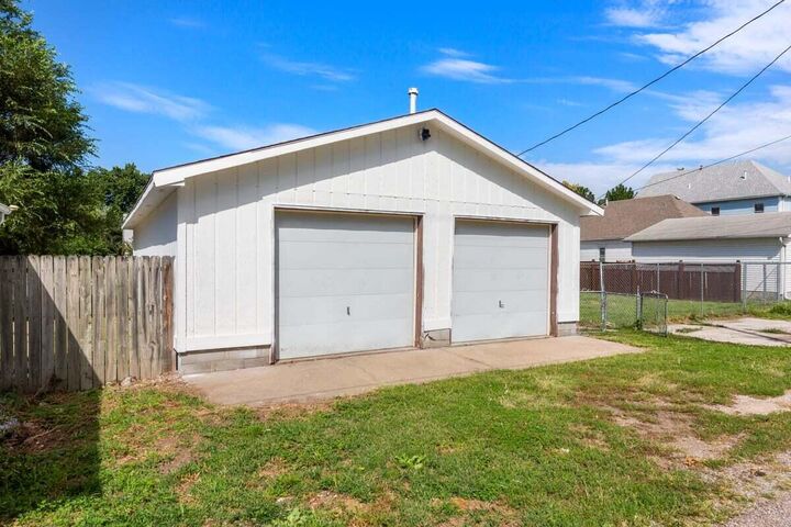 Property Photo:  1105 5th  Avenue  IA 51501 