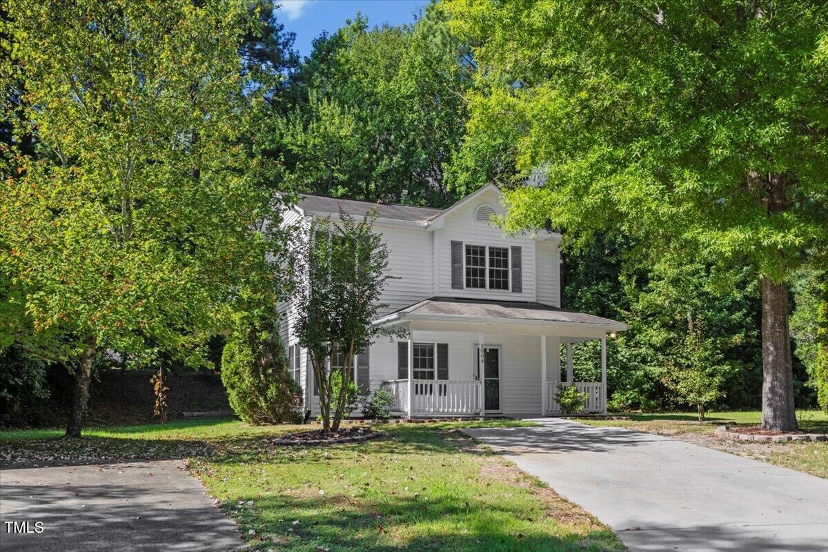 Property Photo: 2804 Lutz Lane NC 27703