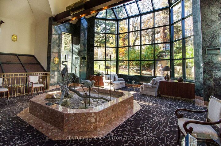 Photo de la propriété:  1210 Don Mills Road 321  ON M3B 3N9 