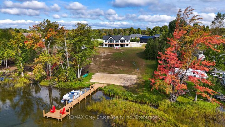 Property Photo: 117 Almur Drive ON N0H 2T0