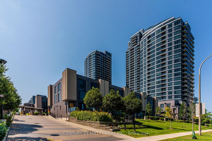 9 Valhalla Inn Road 5  Toronto ON M9B 0B2 photo