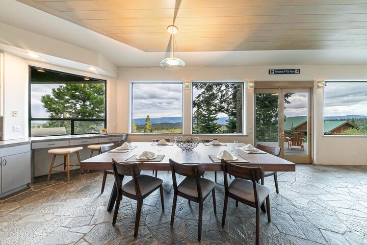 Property Photo: 13180 Skislope Way CA 96161-0000