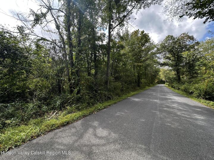 Property Photo:  19 Kelly  NY 12477 