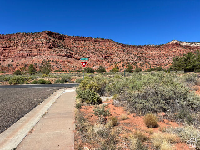 Property Photo:  129 S Sand Trap Cir S 70  UT 84741 