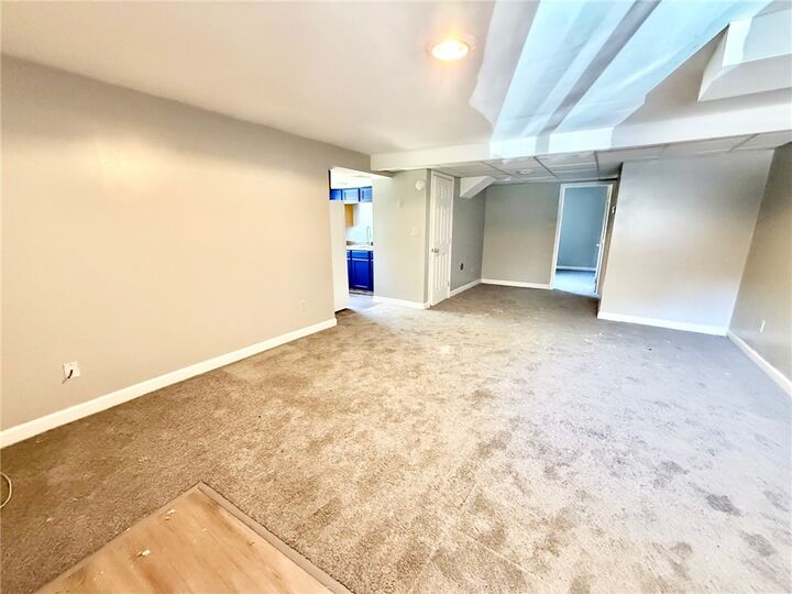 Property Photo:  2580 Pitcairn Rd C  PA 15146 