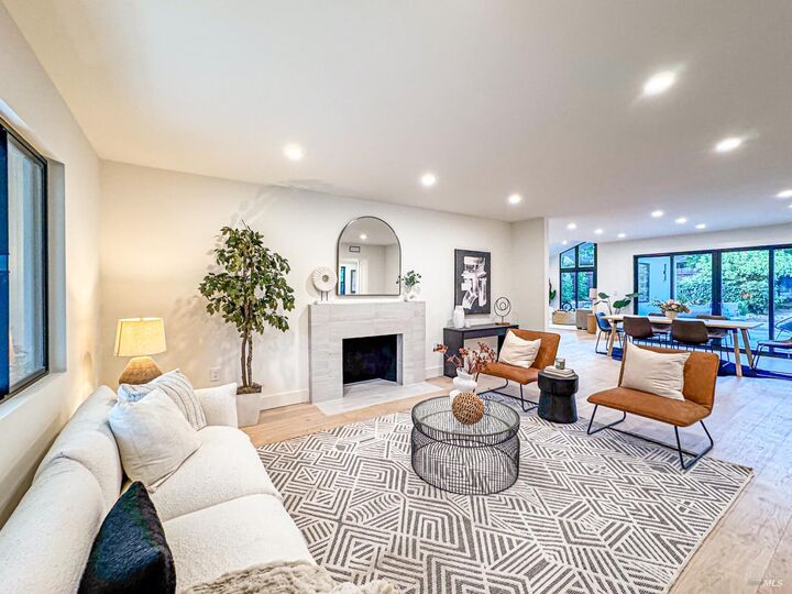 Property Photo:  284 Blackstone Drive  CA 94903 