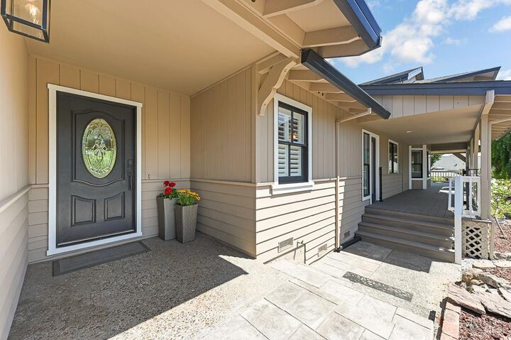 Property Photo:  712 Bloomfield Road  CA 95472 