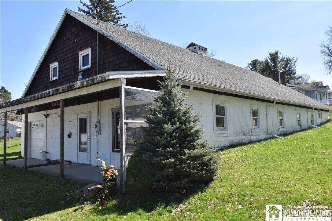 Property Photo:  12 E Fairmount Avenue S  NY 14750 