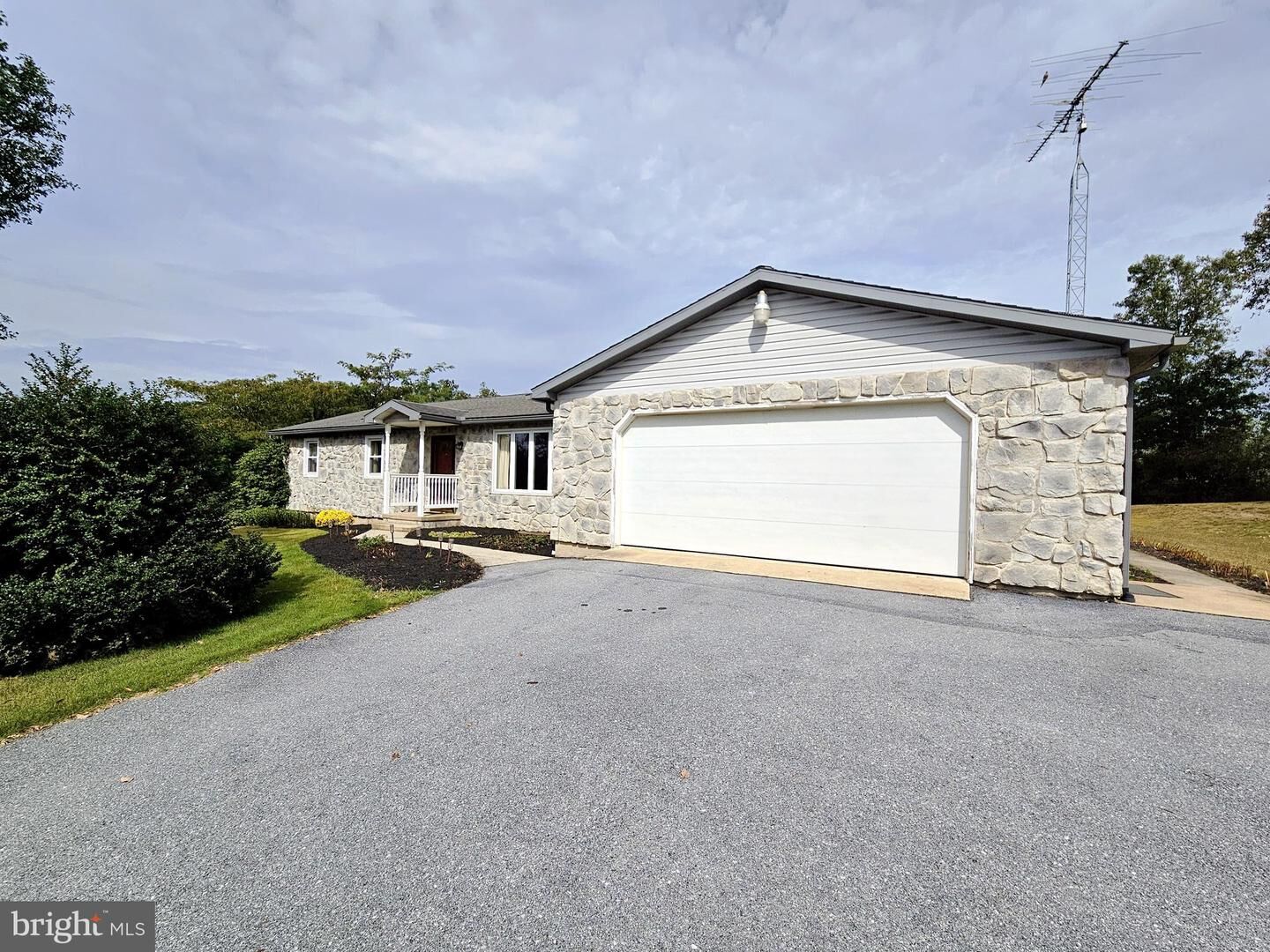 Property Photo:  473 Greble Road  PA 17038 