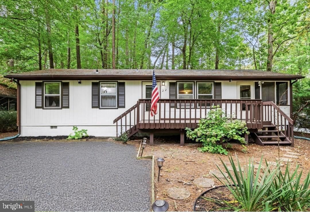 Property Photo:  22 Cresthaven Drive  MD 21811 