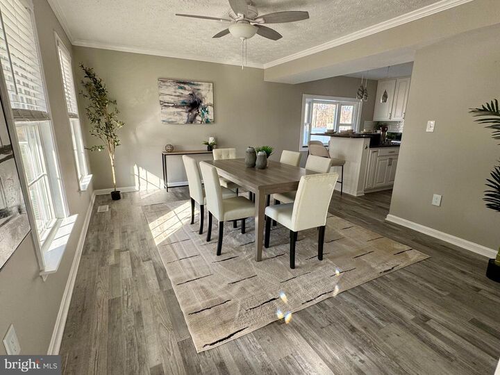 Property Photo:  1002 Elbridge Way B  MD 21144 