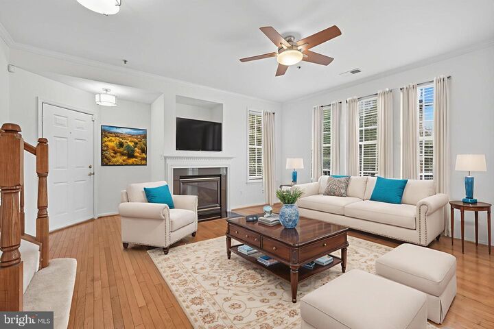 Property Photo: 4651 Red Admiral Way 157 VA 22033