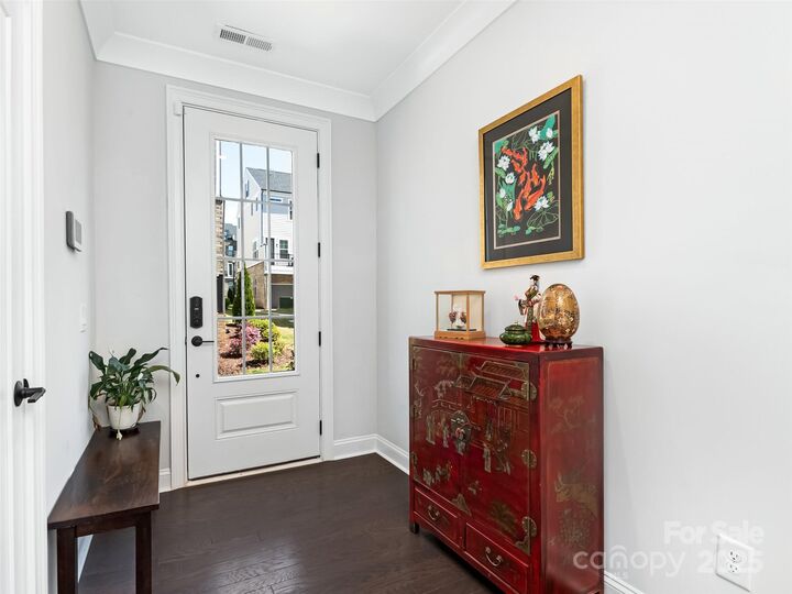 Property Photo:  5044 Harrowsmith Lane  NC 28204 
