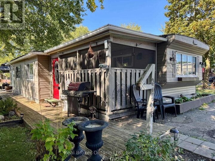Property Photo:  580 Beaver Creek Road 243  ON N2J 3Z4 