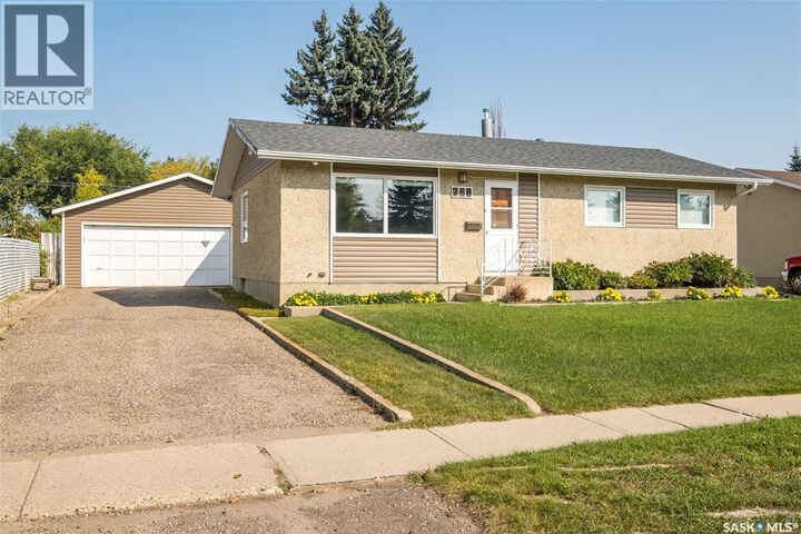 768 28th Street E  Prince Albert SK S6V 1X9 photo