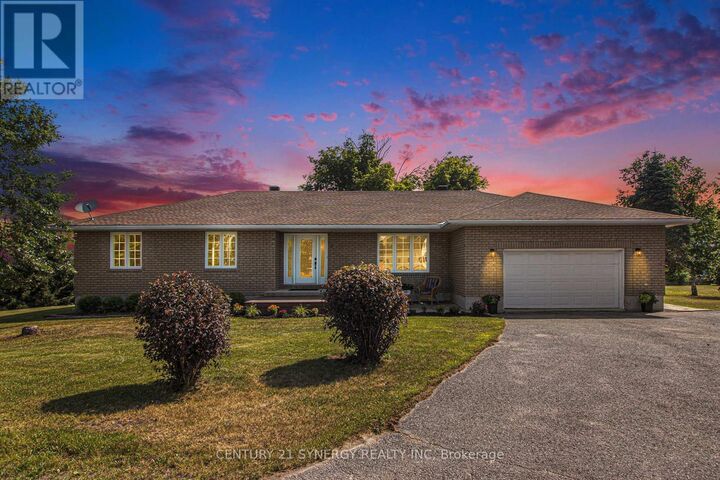 Property Photo: 7 Bridge Street ON K0A 1R0