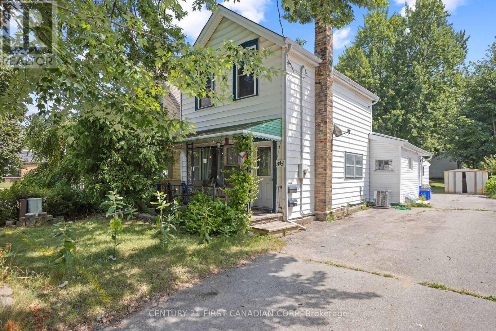 Photo de la propriété: 845 Queens Avenue ON N5W 3H7