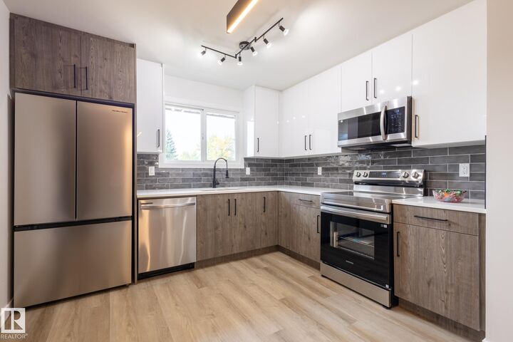14618 25 Street NW  Edmonton AB T5Y 1X4 photo