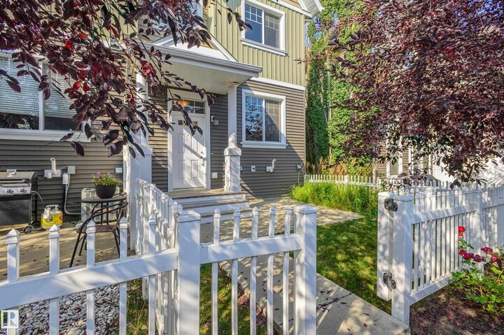 Property Photo:  4050 Savaryn Drive SW 27  AB T6X 1R8 