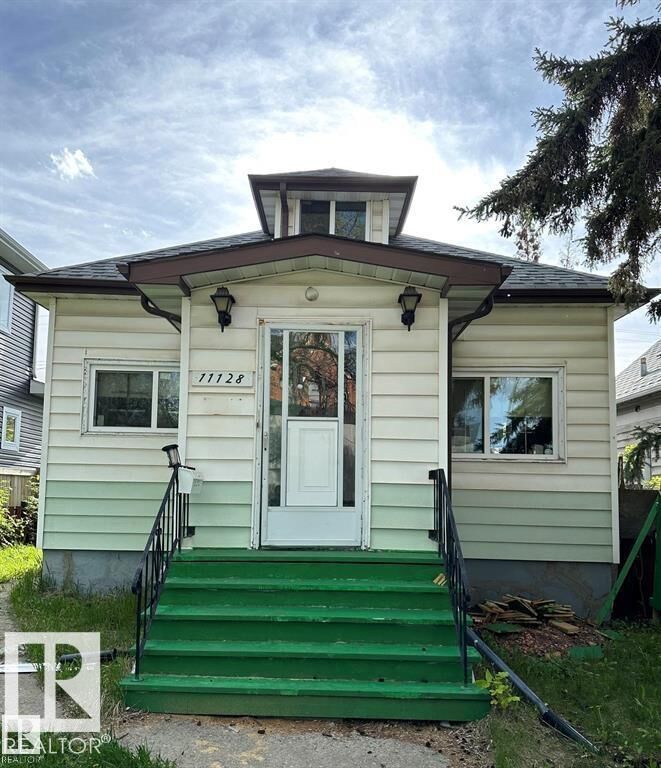 11128 95A Street NW  Edmonton AB T5G 1N7 photo
