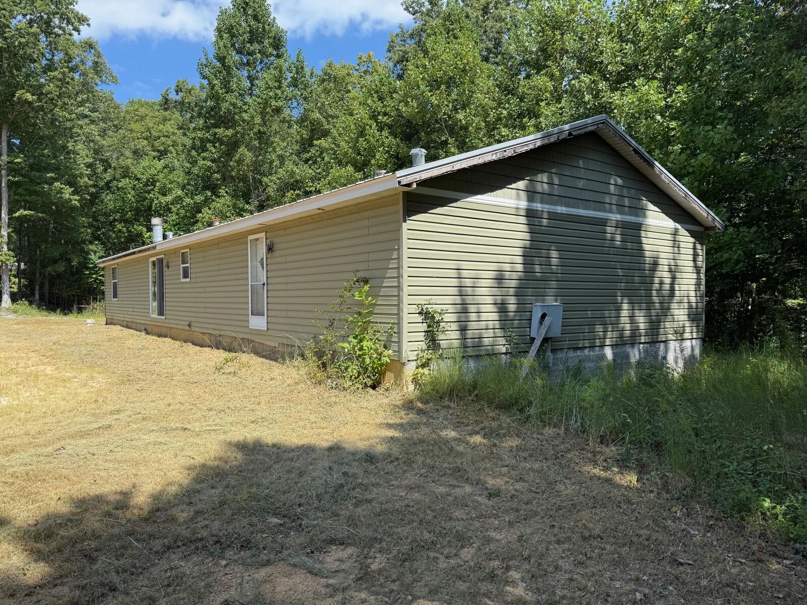 Property Photo: 538 Pine Hill Cemetery Road TN 37397