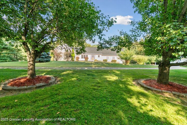 Property Photo:  6039 W Beard Road  MI 48872 