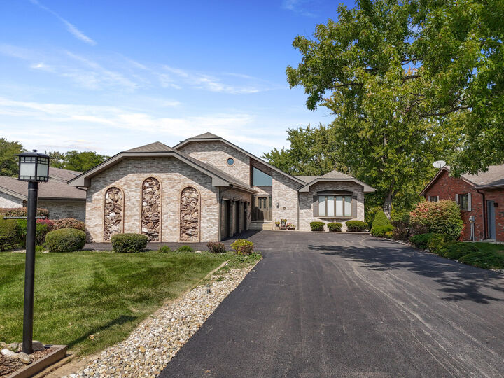 Property Photo:  1695 Sunnyslope Drive  IN 46307 