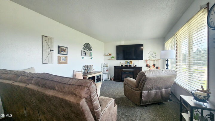 Property Photo: 310 E Pine Avenue ND 58563